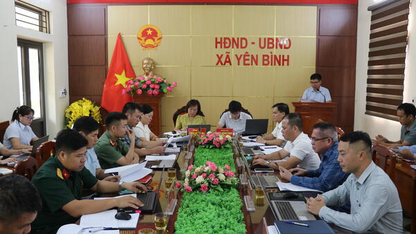 UBND XÃ YÊN BÌNH TỔ CHỨC HỘI NGHỊ ĐÁNH GIÁ NHIỆM VỤ 9 THÁNG ĐẦU NĂM