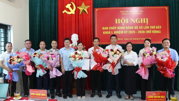 ĐẢNG ỦY XÃ YÊN BÌNH THÀNH LẬP 9 CHI BỘ TRỰC THUỘC