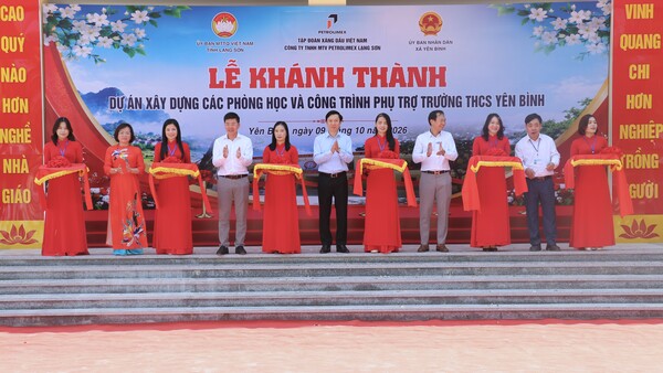 KHÁNH THÀNH PHÒNG HỌC BỘ MÔN VÀ CÁC CÔNG TRÌNH PHỤ TRỢ TRƯỜNG THCS YÊN BÌNH